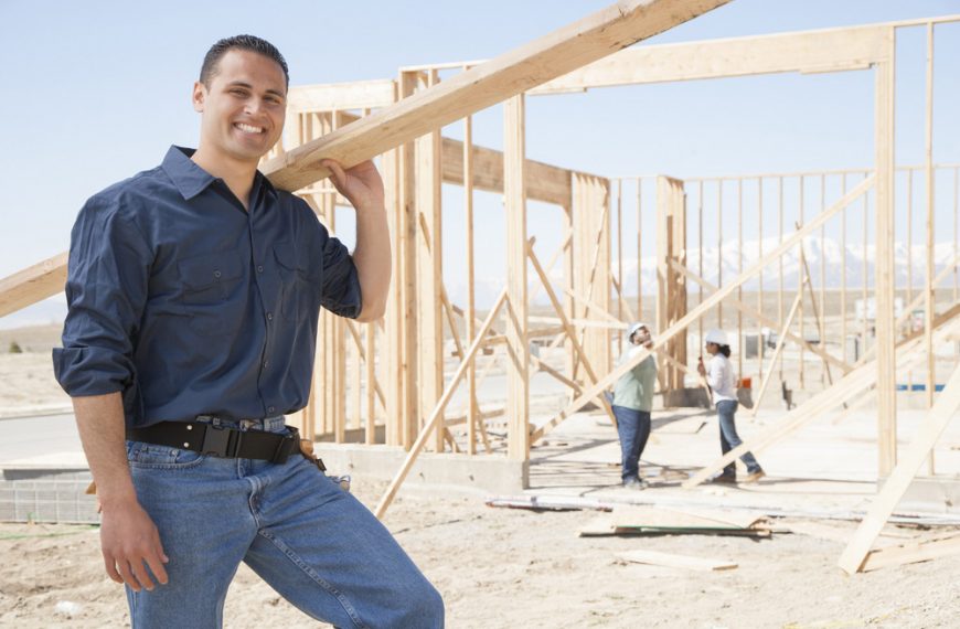 Why You Should Hire a Home Builder